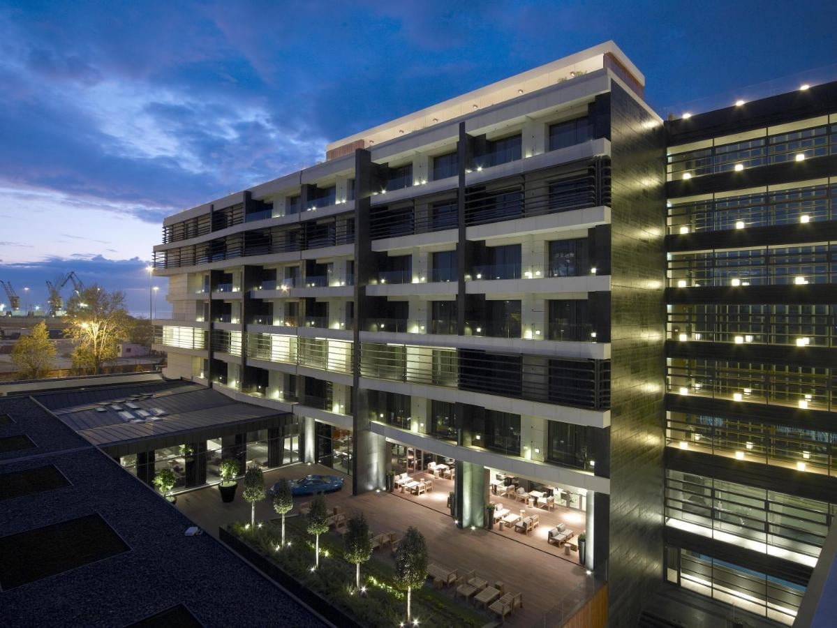 НОВА ГОДИНА 2027 В СОЛУН - THE MET HOTEL CHANDRIS THESSALONIKI 5* / ПАКЕТ 4 НОЩУВКИ В ПЕРИОД: 29.12.2026 - 03.01.2027