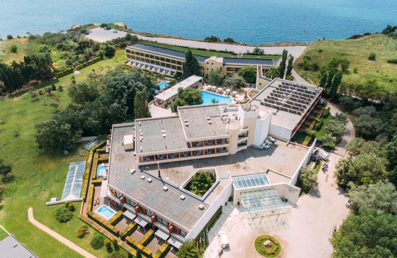 КОЛЕДА 2026 В АЛЕКСАНДРУПОЛИС - ALEXANDER BEACH & SPA HOTEL 5* / ПАКЕТ 3 НОЩУВКИ В ПЕРИОД: 23.12.2026 - 27.12.2026