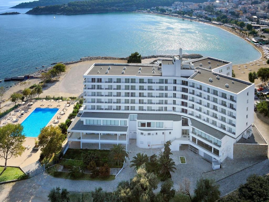 НОВА ГОДИНА 2027 В КАВАЛА - LUCY HOTEL KAVALA 5* / ПАКЕТ 3 НОЩУВКИ В ПЕРИОД: 29.12.2026 - 03.01.2027