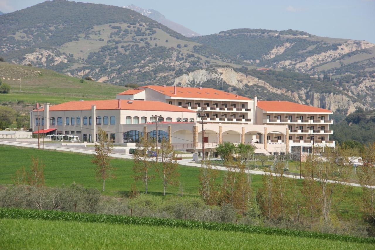 НОВА ГОДИНА 2027 В СЕРЕС - SIRIS HOTEL 4* / ПАКЕТ 3 НОЩУВКИ В ПЕРИОД: 30.12.2026 - 03.01.2027