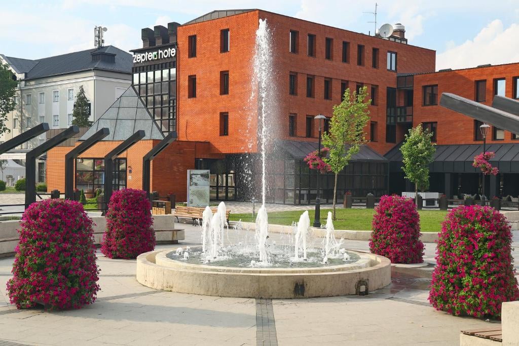 НОВА ГОДИНА 2026 В БАЙНА БАШТА, СЪРБИЯ - ZEPTER HOTEL DRINA 4* / ПАКЕТ 3 НОЩУВКИ В ПЕРИОД: 29.12.2026 - 03.01.2027